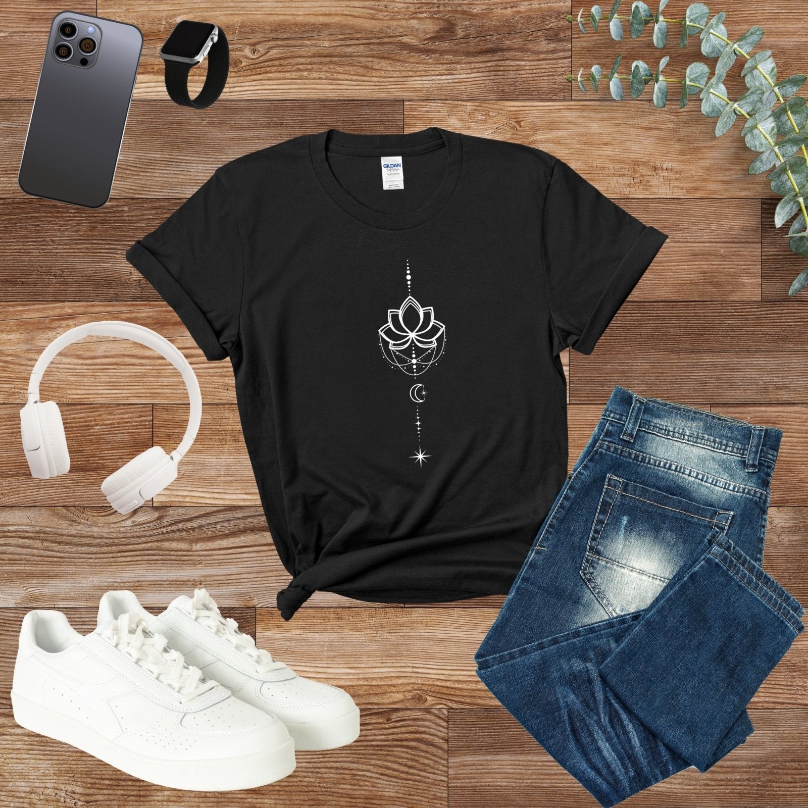 Lili, Moon Stars | T-Shirt - BookishBliss 