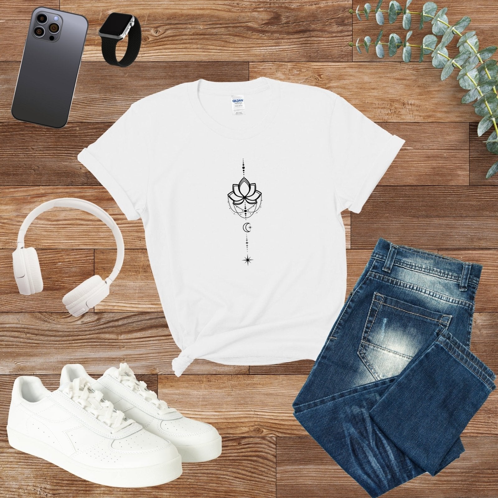 Lili, Moon Stars | T-Shirt - BookishBliss 